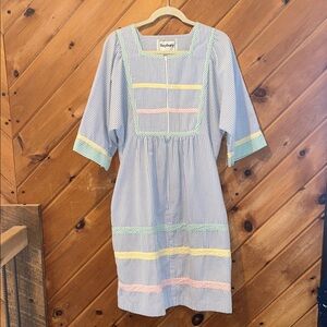 Vintage Saybury pastel seersucker house midi dress with pockets
